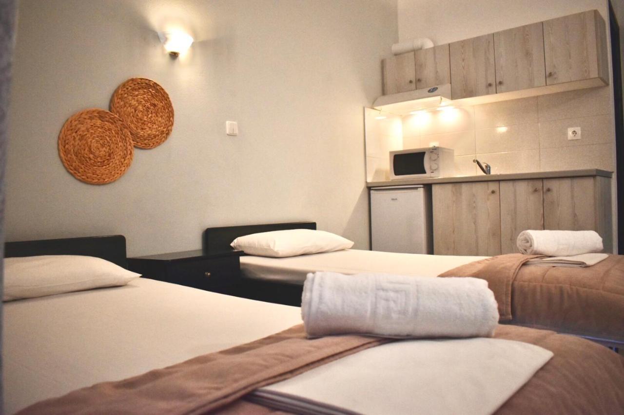 Aronis Sea View Rooms Néoi Póroi Exteriér fotografie
